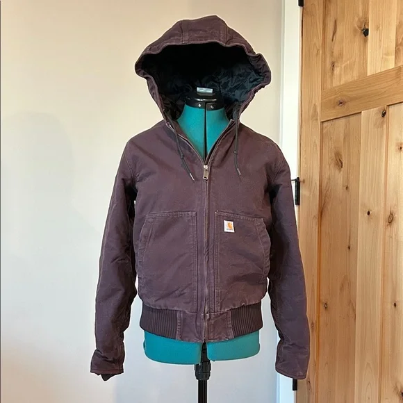 Purple Carhartt Insulated coat - Picture 1 of 6